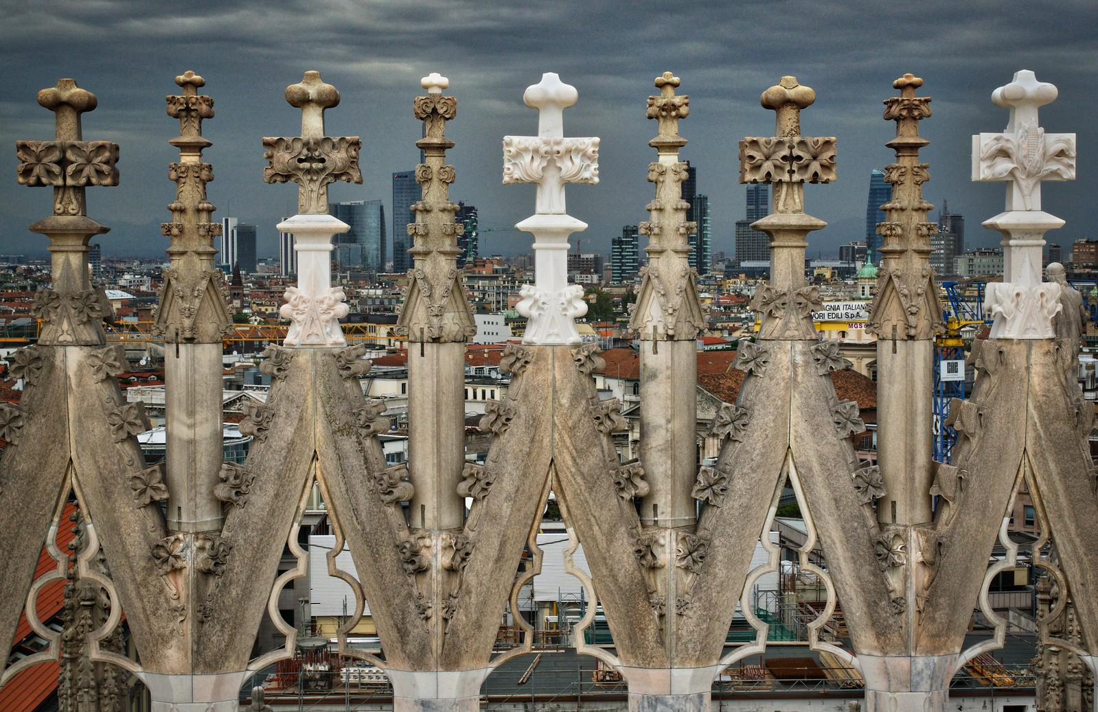 The best sunrise spots in Milan for morning meditation and yoga