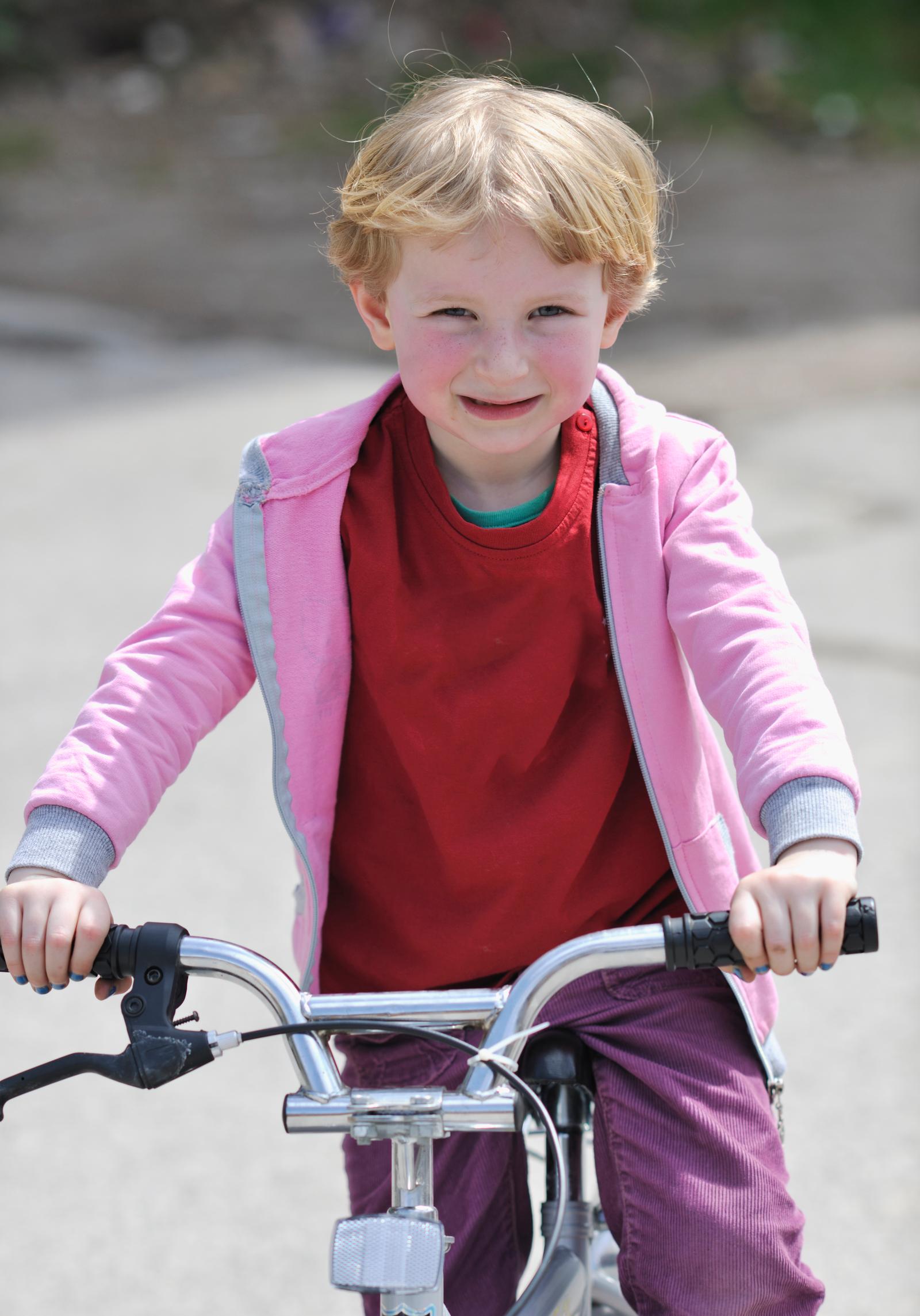 Milan Opens Safe Cycling Routes for Families Across Parks This Summer